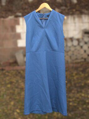 Ann Taylor Blue Sleeveless V-Neck Flare Dress in Double Knit 12